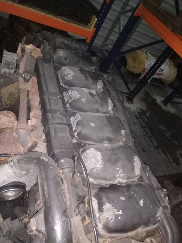 Scania DC1214 HPI Scania R 420 HPI E3 - Motor - Teherautó: 2 kép. Scania DC1214 HPI Scania R 420 HPI E3 - Motor - Teherautó: 2 kép.