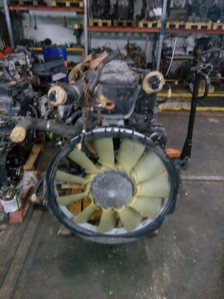 Scania DT1212 420 HPI E4 Scania R - Motor - Teherautó: 4 kép. Scania DT1212 420 HPI E4 Scania R - Motor - Teherautó: 4 kép.