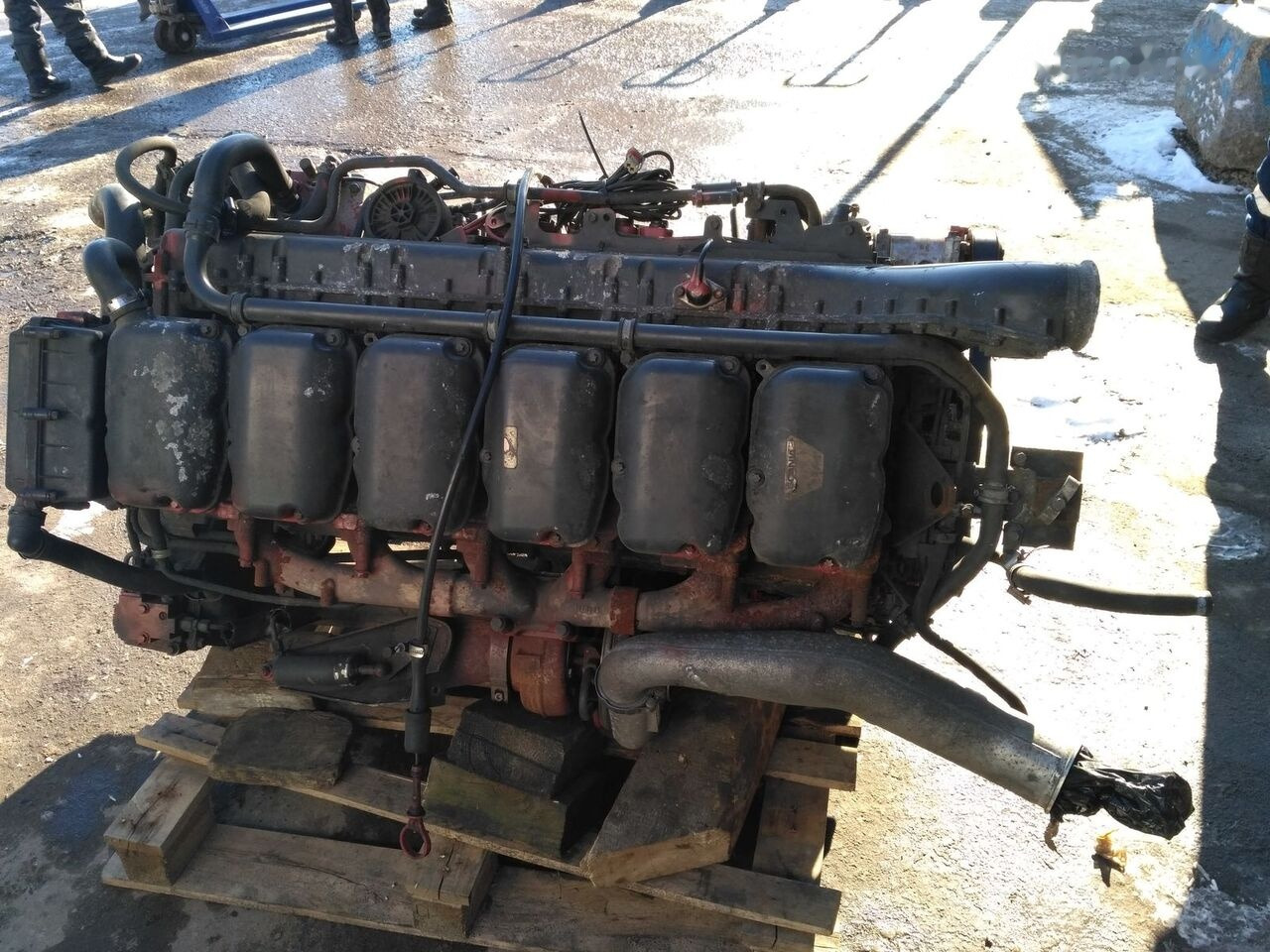 Scania HPI E3 DC1214 Scania R 420 - Motor - Teherautó: 4 kép. Scania HPI E3 DC1214 Scania R 420 - Motor - Teherautó: 4 kép.