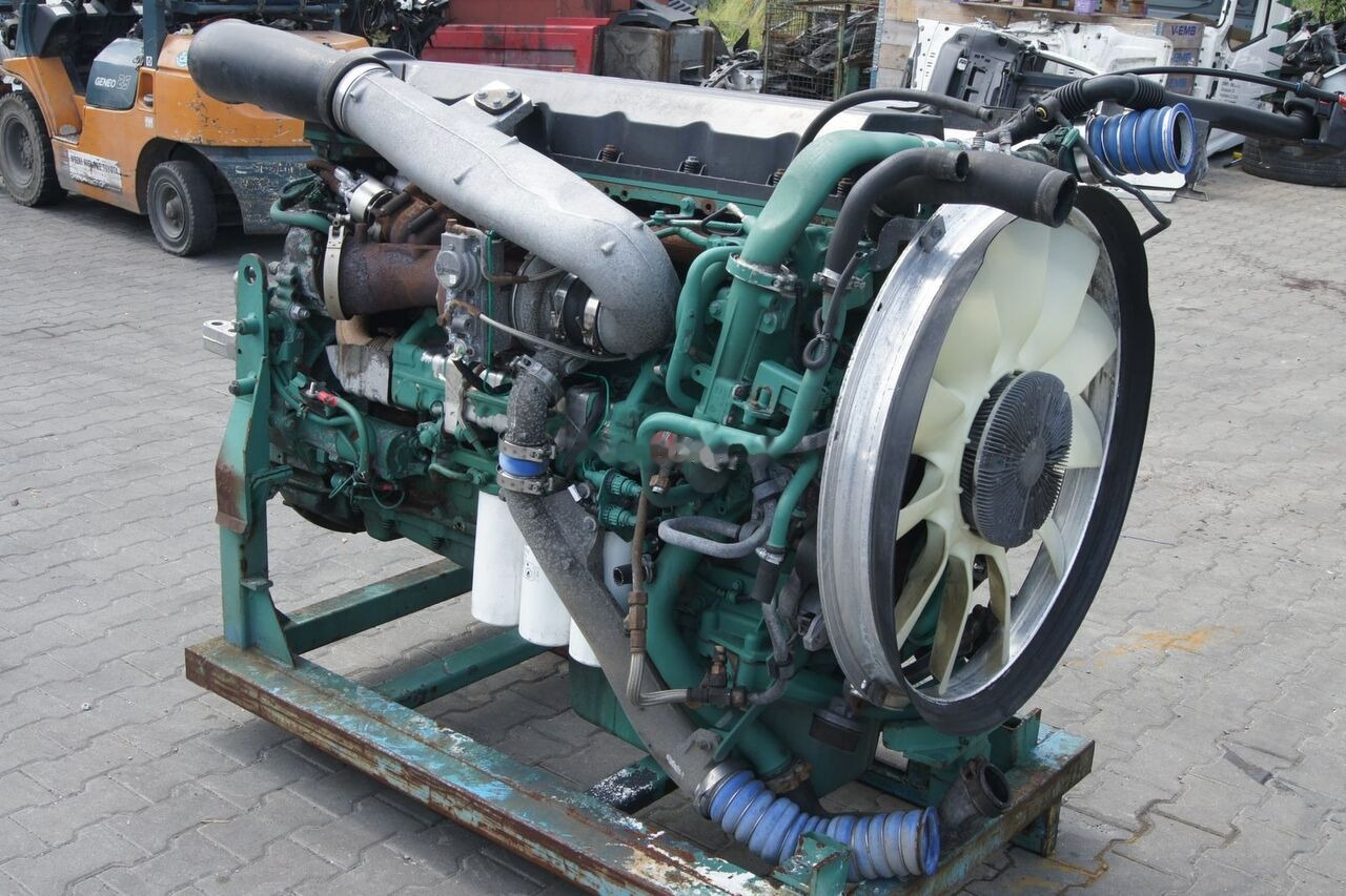 Volvo D13B440 EC06 Volvo FH, FM - Motor - Teherautó: 2 kép. Volvo D13B440 EC06 Volvo FH, FM - Motor - Teherautó: 2 kép.