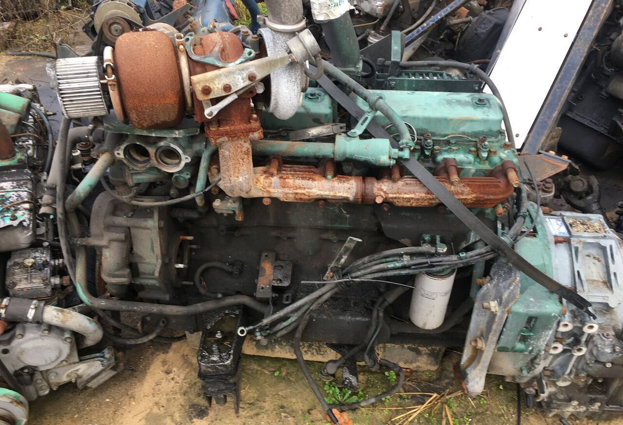 Volvo D7C250 Volvo FM - Motor - Teherautó: 2 kép. Volvo D7C250 Volvo FM - Motor - Teherautó: 2 kép.