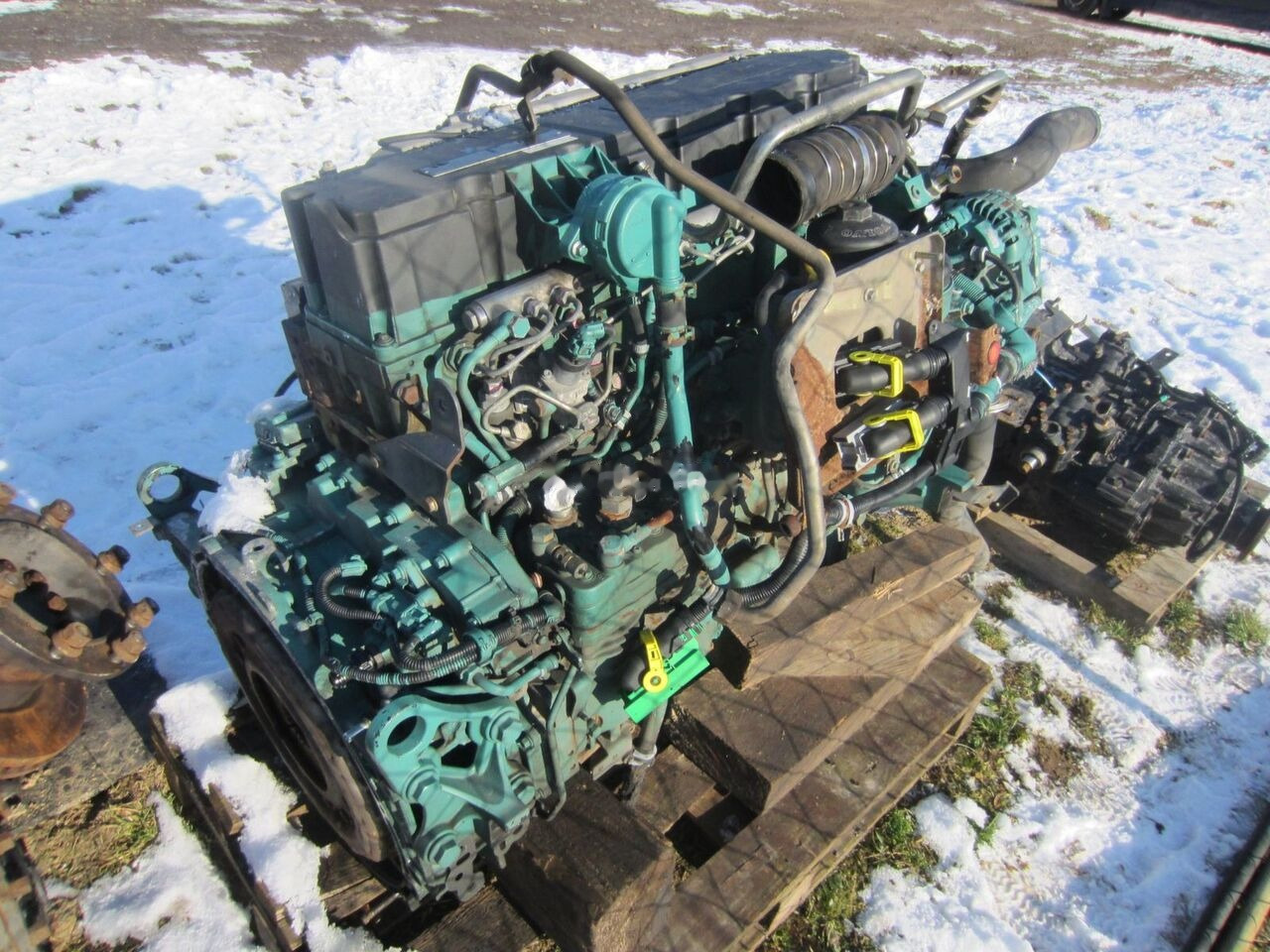 Volvo D7E 240-EC06 Volvo FE, FL - Motor - Teherautó: 2 kép. Volvo D7E 240-EC06 Volvo FE, FL - Motor - Teherautó: 2 kép.