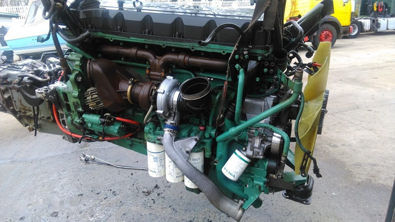 Volvo D9A 340 Volvo FM, PENTA - Motor - Teherautó: 5 kép. Volvo D9A 340 Volvo FM, PENTA - Motor - Teherautó: 5 kép.