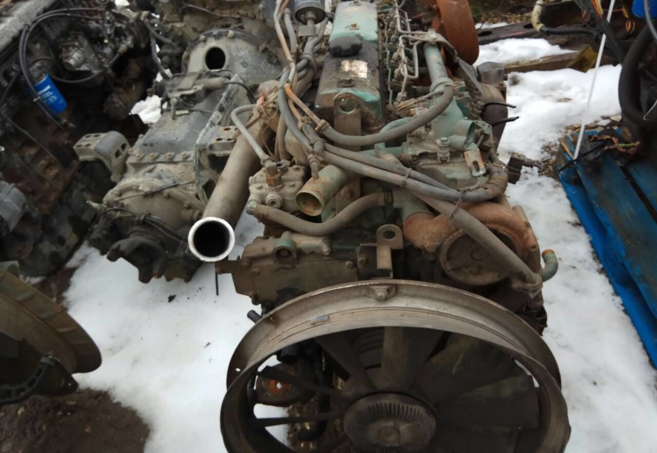 Volvo TD63 Volvo FL6 - Motor - Teherautó: 3 kép. Volvo TD63 Volvo FL6 - Motor - Teherautó: 3 kép.