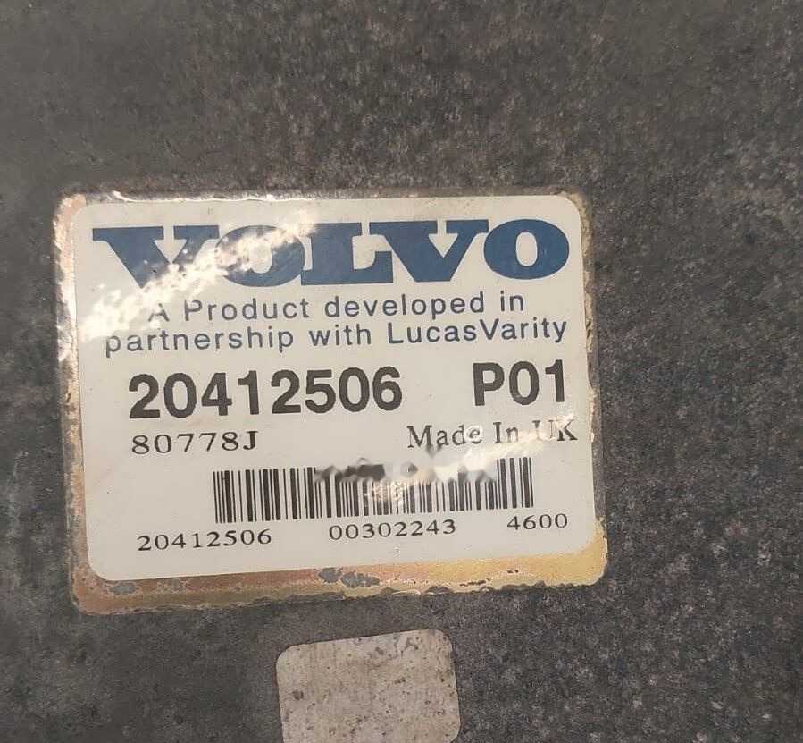 Volvo truck - ECU - Teherautó: 3 kép. Volvo truck - ECU - Teherautó: 3 kép.