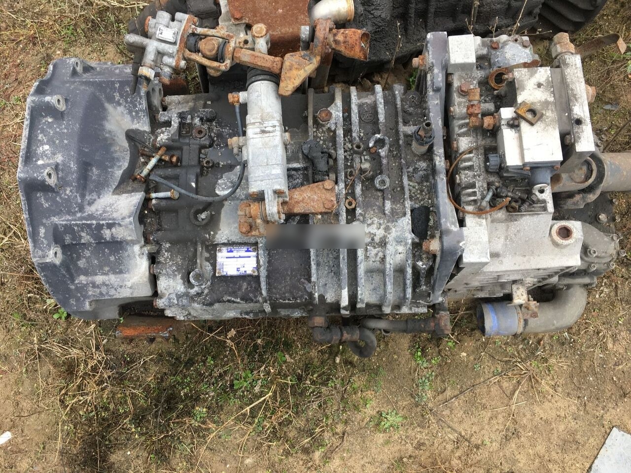 ZF Ecolite 6S1600 1310054009 - Sebességváltó - Busz: 2 kép. ZF Ecolite 6S1600 1310054009 - Sebességváltó - Busz: 2 kép.