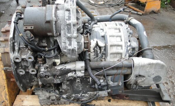 ZF Ecomat 5HP590 4139058701 - Sebességváltó - Teherautó: 1 kép. ZF Ecomat 5HP590 4139058701 - Sebességváltó - Teherautó: 1 kép.