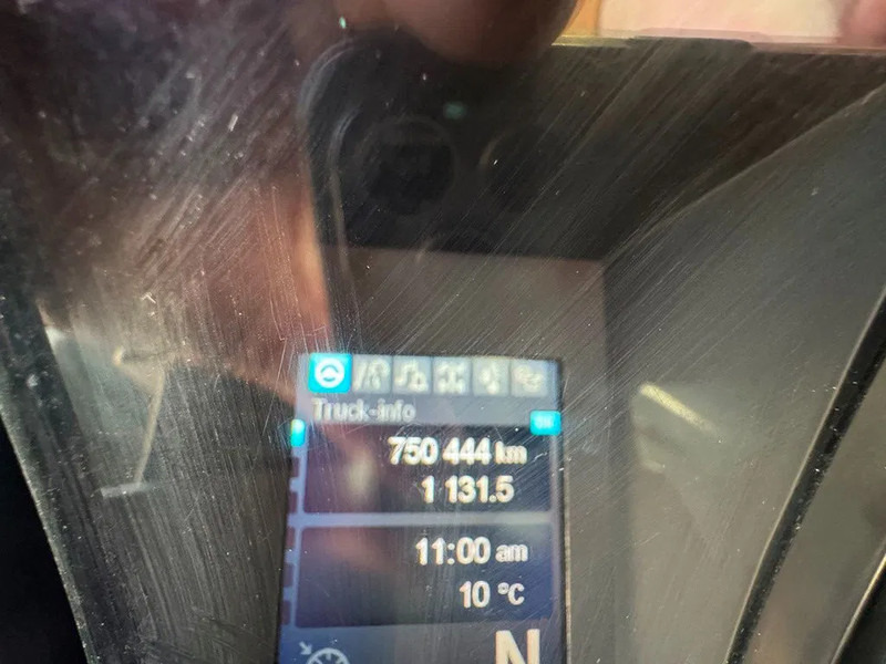 Nyergesvontató Mercedes-Benz Actros 1843 Euro 6.: 14 kép.