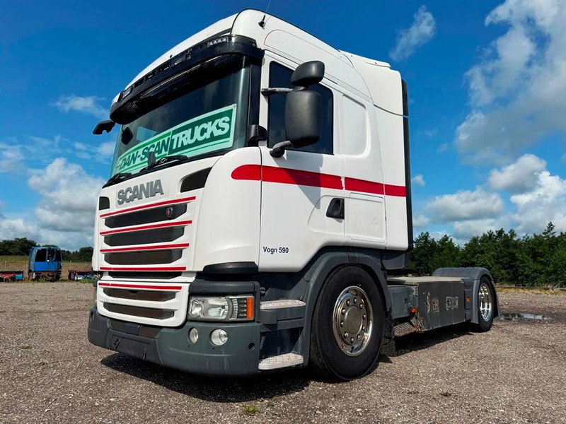 Scania G450 Scania G450 - Nyergesvontató: 1 kép. Scania G450 Scania G450 - Nyergesvontató: 1 kép.