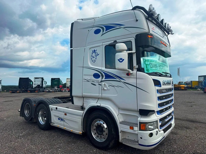 Scania R500 V8 Steel / Air suspension. Hydr. system. - Nyergesvontató: 5 kép. Scania R500 V8 Steel / Air suspension. Hydr. system. - Nyergesvontató: 5 kép.