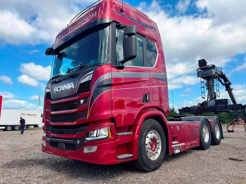 Scania R650 V8 NGS Special Interior. . 6x4 - Nyergesvontató: 1 kép. Scania R650 V8 NGS Special Interior. . 6x4 - Nyergesvontató: 1 kép.