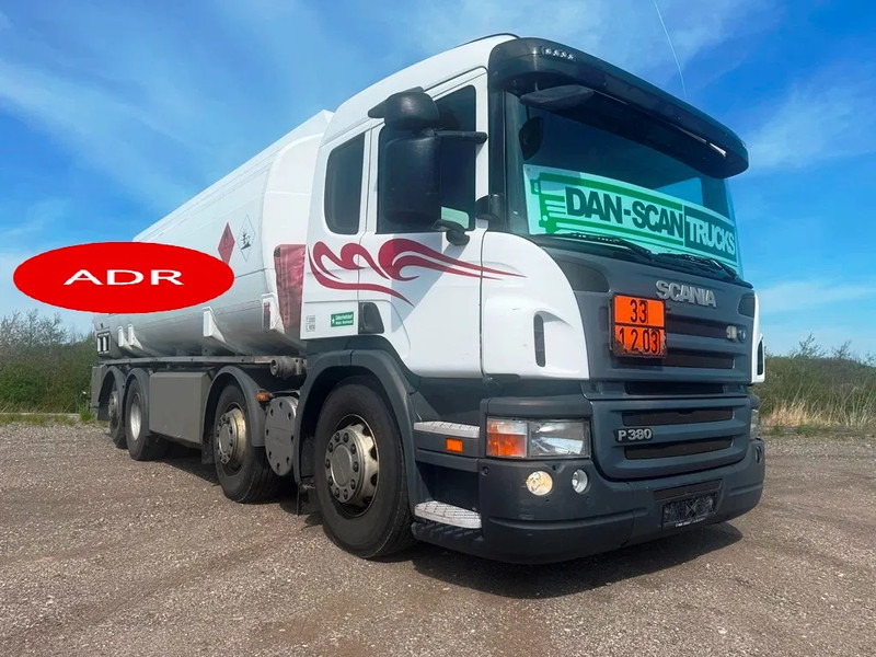 Scania P380 P380 8x2*6 .ADR/FL . 24200 L Tank - Air / Air suspension. - Tartályos teherautó: 2 kép. Scania P380 P380 8x2*6 .ADR/FL . 24200 L Tank - Air / Air suspension. - Tartályos teherautó: 2 kép.