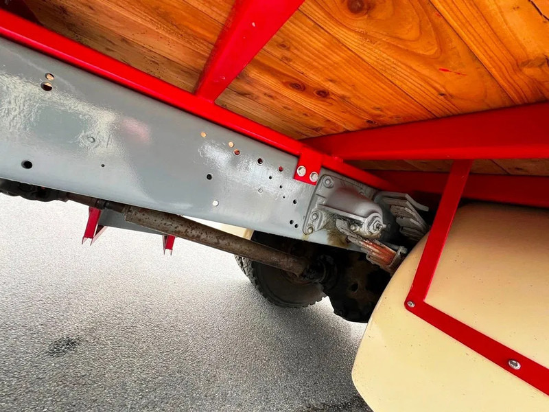 Teherautó Scania L 80 Super total renovation: 11 kép. Teherautó Scania L 80 Super total renovation: 11 kép.