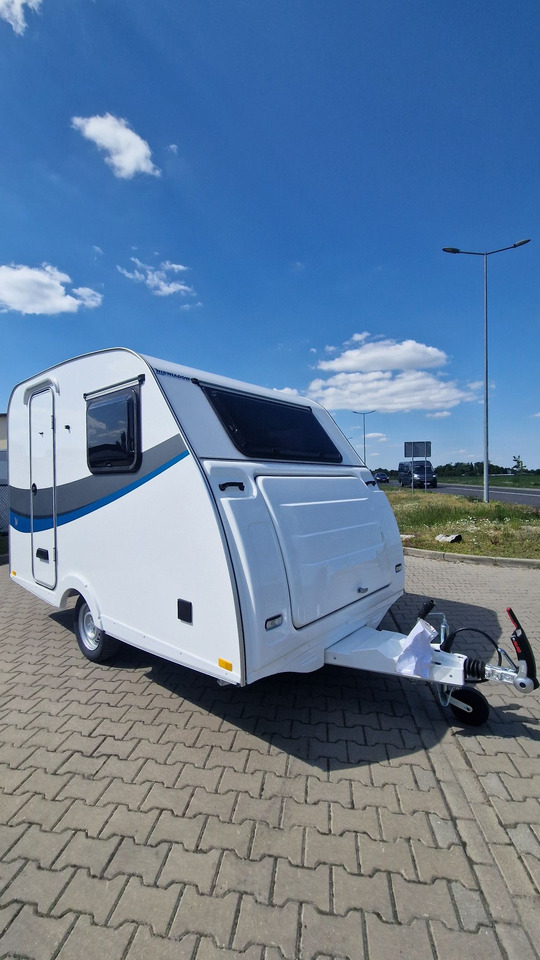 N-SPORT Niewiadów Kempingowa dla 3 osób DMC 750kg. - Lakókocsi: 5 kép. N-SPORT Niewiadów Kempingowa dla 3 osób DMC 750kg. - Lakókocsi: 5 kép.