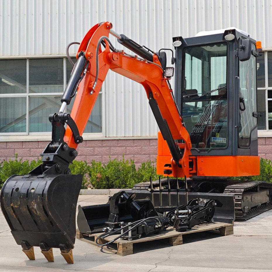 LEZUM Mini Excavator CE Certification Kubota Engine(Factory Outlet) Mini Pelle Minibagger Minikoparka Miniexcavadora - Minikotró: 2 kép. LEZUM Mini Excavator CE Certification Kubota Engine(Factory Outlet) Mini Pelle Minibagger Minikoparka Miniexcavadora - Minikotró: 2 kép.