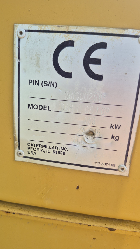 CATERPILLAR D6R II DS LGP lízing CATERPILLAR D6R II DS LGP: 12 kép.