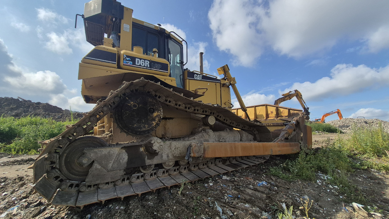 CATERPILLAR D6R II DS LGP lízing CATERPILLAR D6R II DS LGP: 6 kép.
