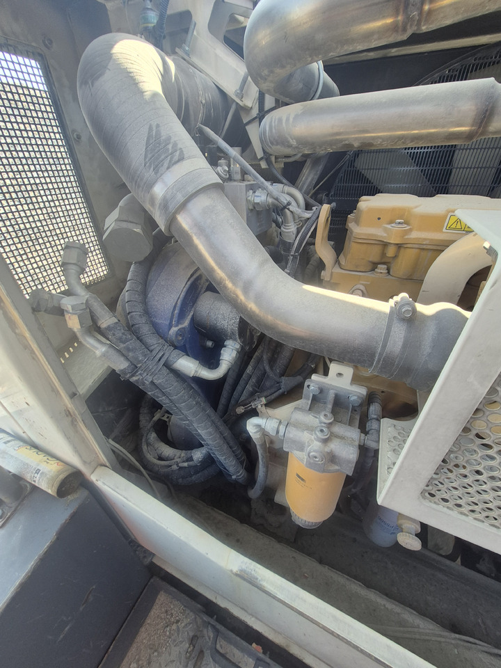 SANDVIK QH331 lízing SANDVIK QH331: 22 kép. SANDVIK QH331 lízing SANDVIK QH331: 22 kép.