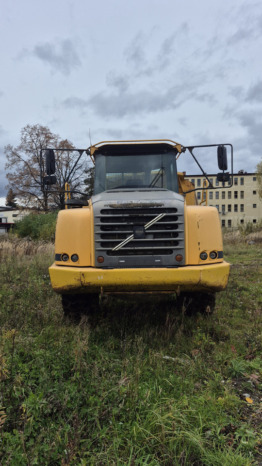 VOLVO A25D - Csuklós dömper: 4 kép. VOLVO A25D - Csuklós dömper: 4 kép.