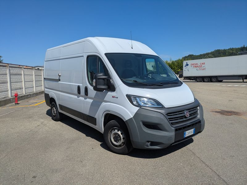 Furgone FIAT Ducato - 2021 furgone alto corto (L3H3) - Furgon: 1 kép. Furgone FIAT Ducato - 2021 furgone alto corto (L3H3) - Furgon: 1 kép.