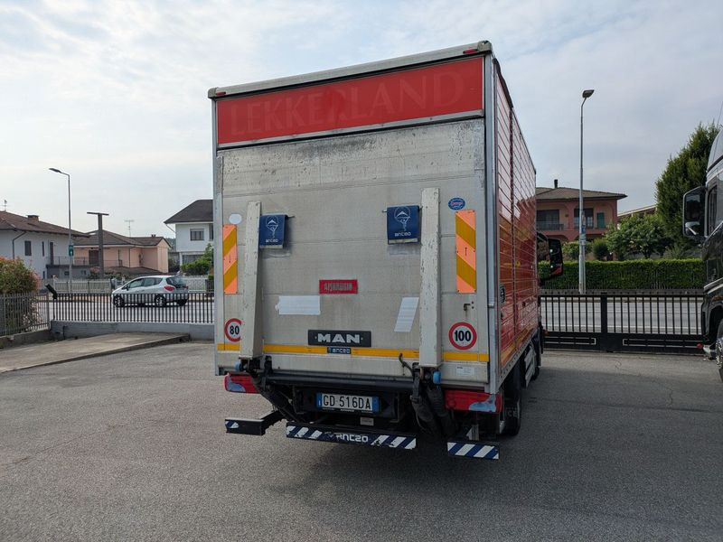 MAN TGL Cubo con pedana 7,5 tonn EURO6 MAN TGL 7,5 tonn EURO6 - Dobozos felépítményű teherautó: 3 kép. MAN TGL Cubo con pedana 7,5 tonn EURO6 MAN TGL 7,5 tonn EURO6 - Dobozos felépítményű teherautó: 3 kép.