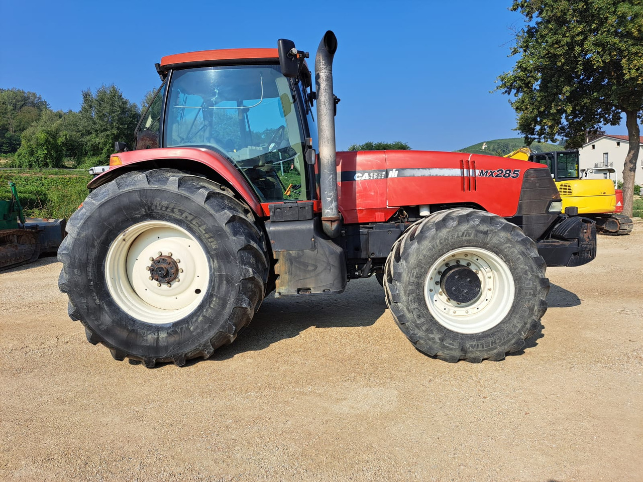 CASE IH MX285 - Mezőgazdasági gépek: 1 kép. CASE IH MX285 - Mezőgazdasági gépek: 1 kép.