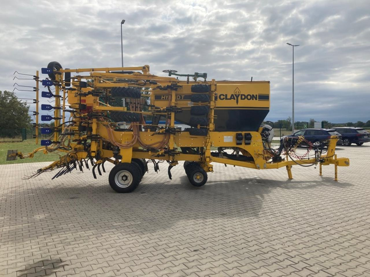 CLAYDON HYBRID T 6 VIEL ZUBEHÖR - Precíziós vetőgép: 4 kép. CLAYDON HYBRID T 6 VIEL ZUBEHÖR - Precíziós vetőgép: 4 kép.