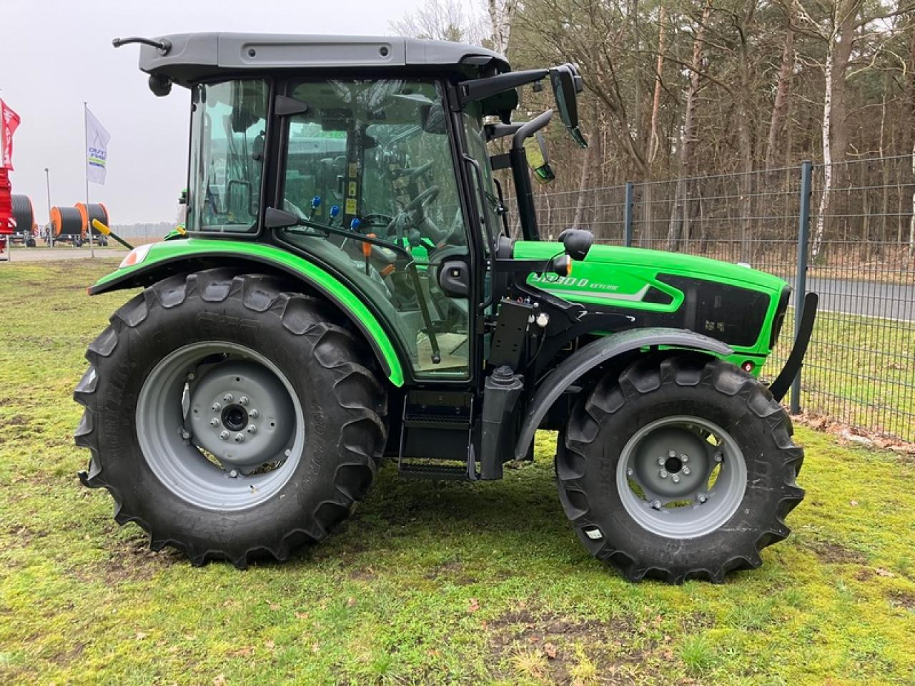 Deutz-Fahr 5080D KEYLINE AKTION - Traktor: 3 kép. Deutz-Fahr 5080D KEYLINE AKTION - Traktor: 3 kép.