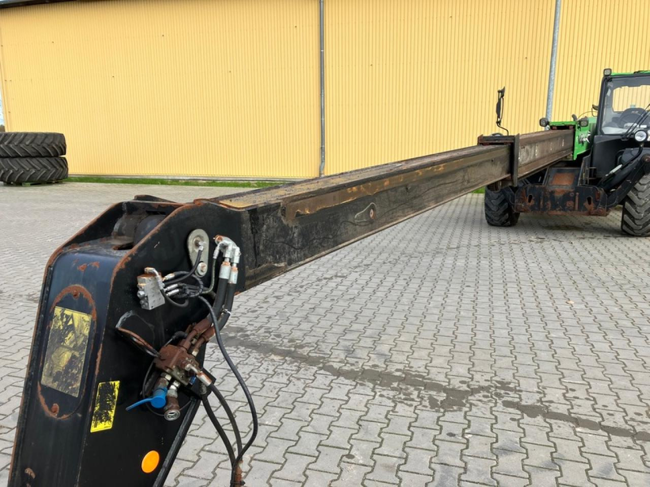 Deutz-Fahr JLG P40.14 - Teleszkópos rakodó: 5 kép. Deutz-Fahr JLG P40.14 - Teleszkópos rakodó: 5 kép.