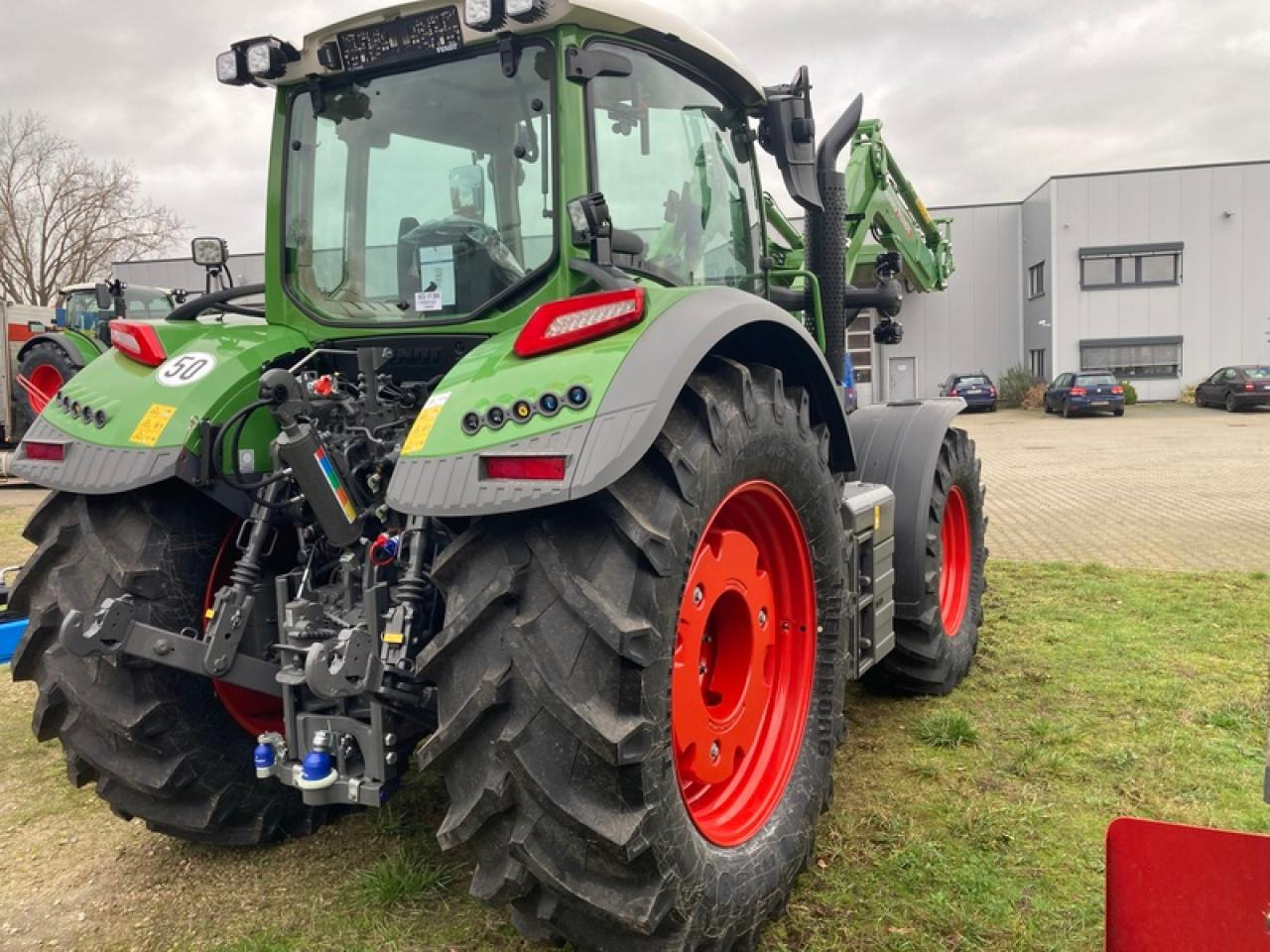 Fendt VARIO 620 PROFI PLUS SETTING 2 - Traktor: 3 kép. Fendt VARIO 620 PROFI PLUS SETTING 2 - Traktor: 3 kép.