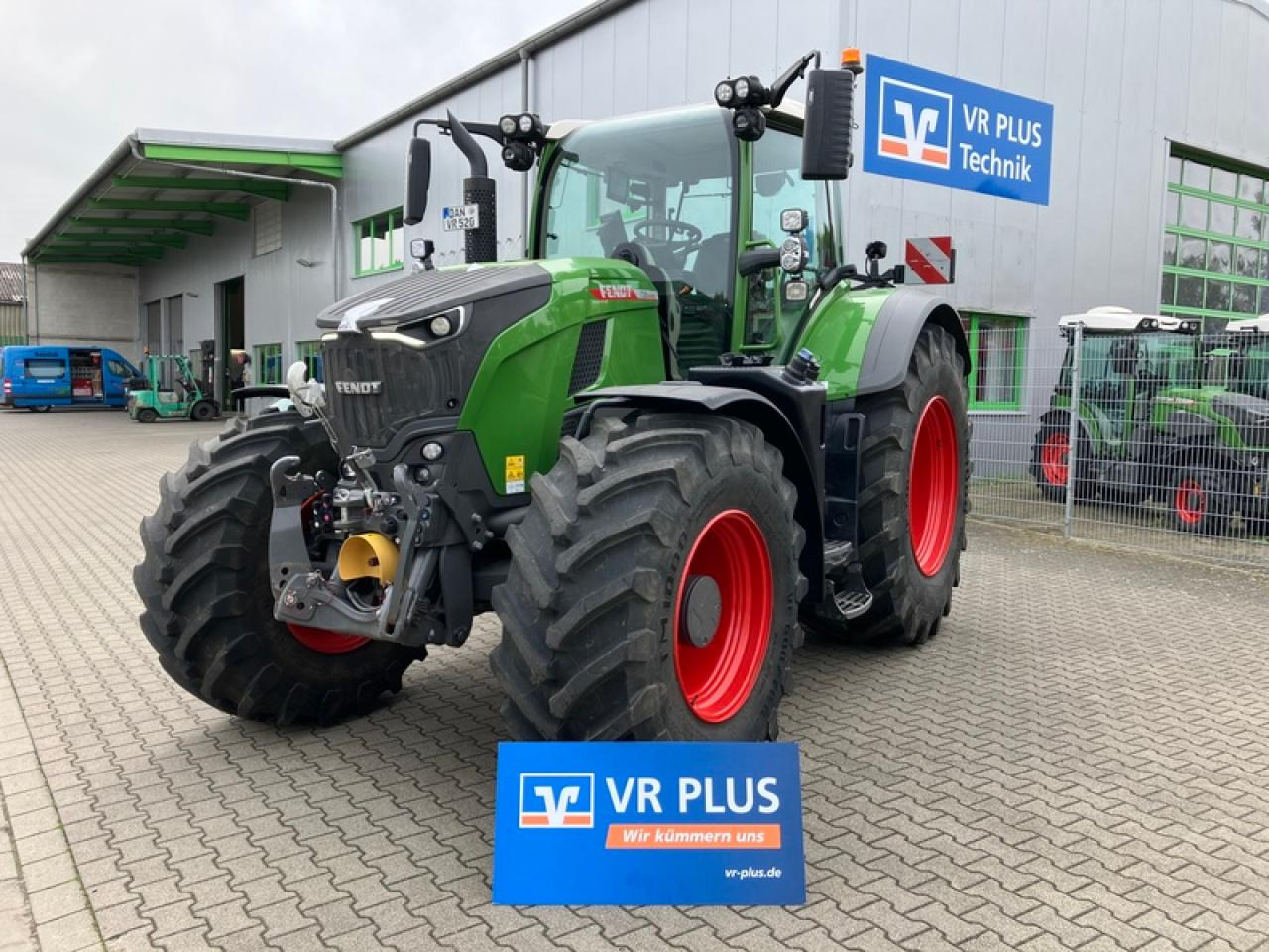 Fendt VARIO 720 - Traktor: 1 kép. Fendt VARIO 720 - Traktor: 1 kép.
