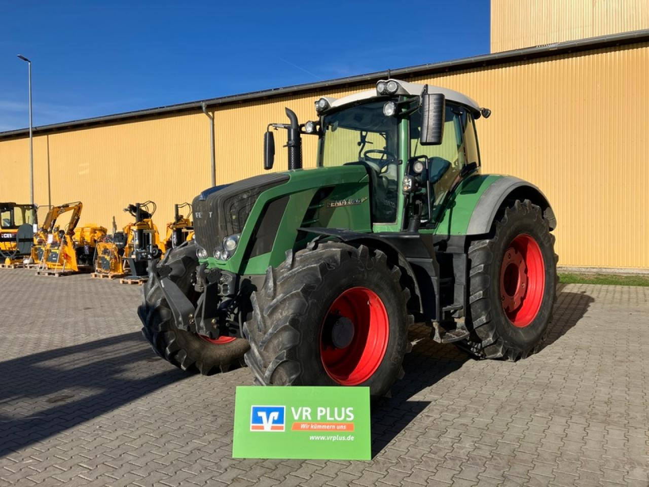 Fendt VARIO 826 - Traktor: 1 kép. Fendt VARIO 826 - Traktor: 1 kép.