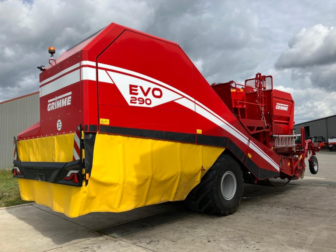 Grimme EVO 290 EASYSEP // 396 HA - Burgonyakombájn: 4 kép. Grimme EVO 290 EASYSEP // 396 HA - Burgonyakombájn: 4 kép.