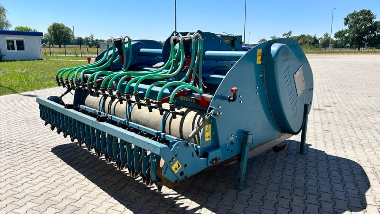 IMANTS SPATENMASCHINE 52 SK300DZFP - Talajművelő gep: 5 kép. IMANTS SPATENMASCHINE 52 SK300DZFP - Talajművelő gep: 5 kép.