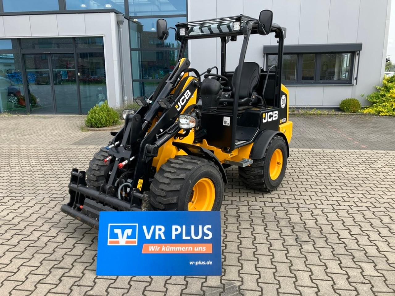 JCB 403 AGRI SMART POWER EURO-AUFNAHME - Gumikerekes homlokrakodó: 1 kép. JCB 403 AGRI SMART POWER EURO-AUFNAHME - Gumikerekes homlokrakodó: 1 kép.