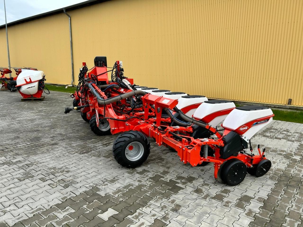 Kuhn MAXIMA 3RXLE - Precíziós vetőgép: 3 kép. Kuhn MAXIMA 3RXLE - Precíziós vetőgép: 3 kép.