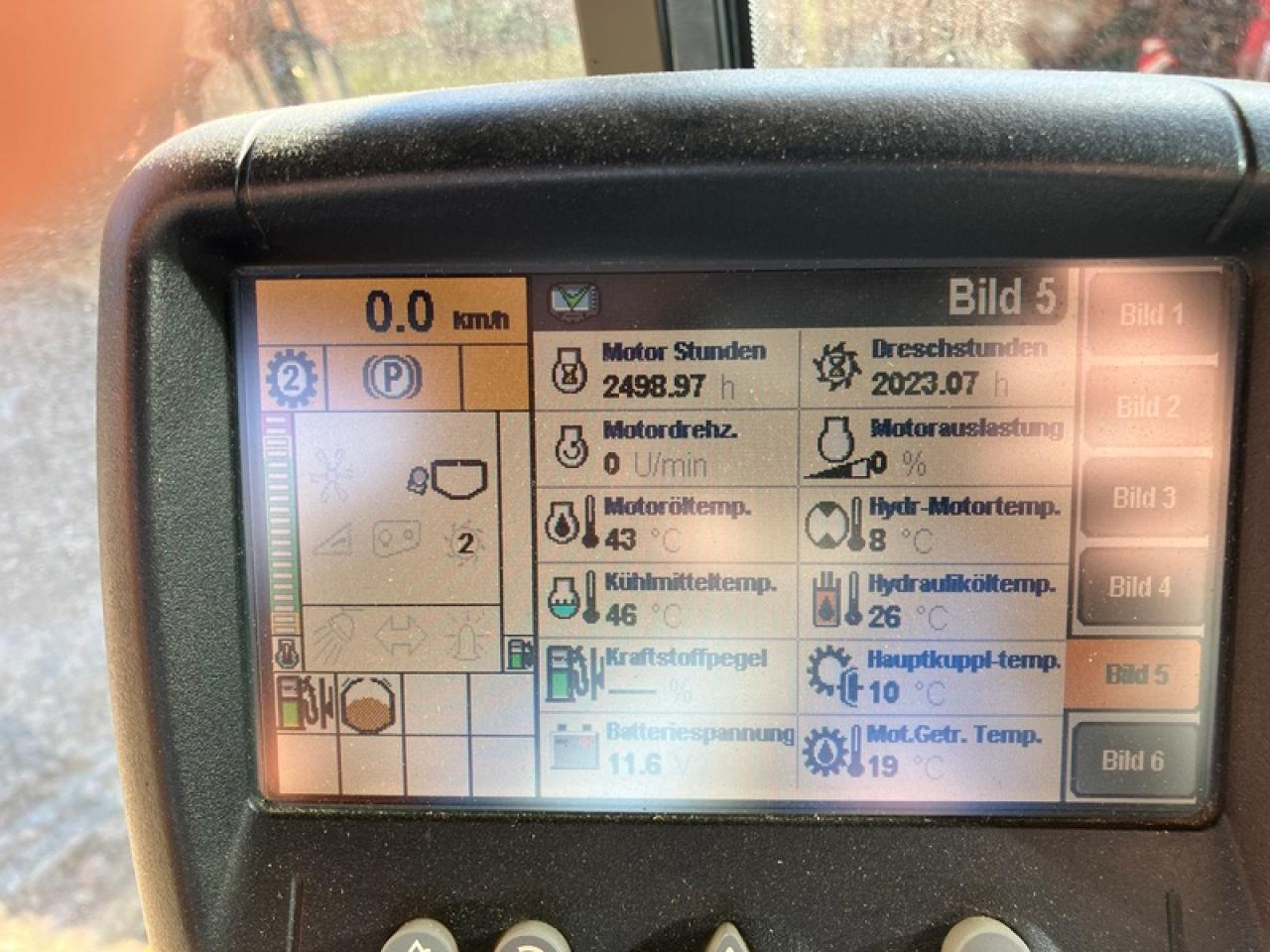 New Holland CX 8090 ALLRAD - Kombájn: 5 kép. New Holland CX 8090 ALLRAD - Kombájn: 5 kép.