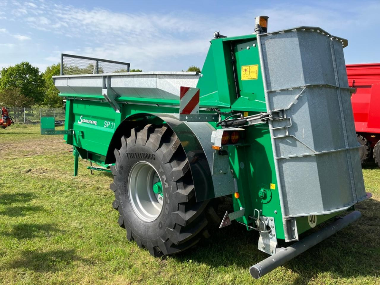 Samson SP 11 BPW AKTION - Szervestrágyaszóró: 4 kép. Samson SP 11 BPW AKTION - Szervestrágyaszóró: 4 kép.