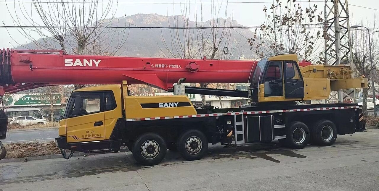 Sany China Crane STC500 STC800 STC1000 50 Ton 70 Ton 80 Ton 100 Ton U - Autódaru: 2 kép. Sany China Crane STC500 STC800 STC1000 50 Ton 70 Ton 80 Ton 100 Ton U - Autódaru: 2 kép.