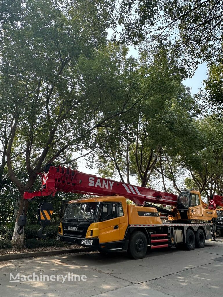 Sany STC250H STC250 STC500 China brand used truck crane for sale - Autódaru: 2 kép. Sany STC250H STC250 STC500 China brand used truck crane for sale - Autódaru: 2 kép.