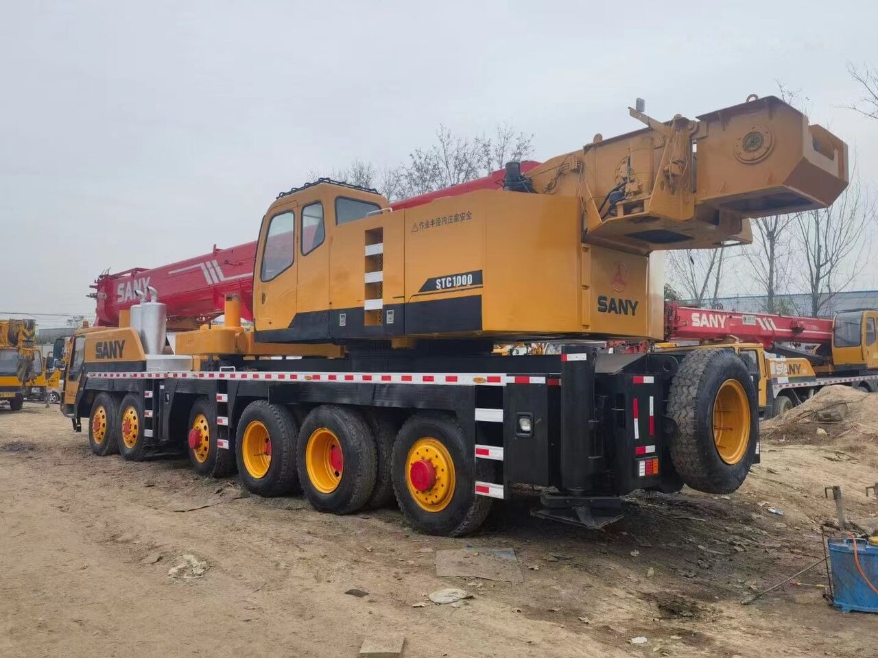 Sany STC500 STC750 STC800 STC1000 50/75/100ton truck crane - Autódaru: 3 kép. Sany STC500 STC750 STC800 STC1000 50/75/100ton truck crane - Autódaru: 3 kép.