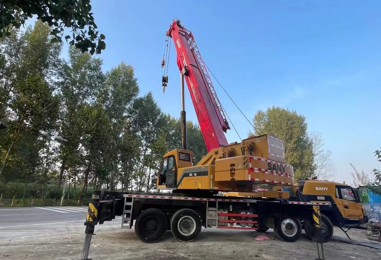 Sany STC800 - Autódaru: 4 kép. Sany STC800 - Autódaru: 4 kép.