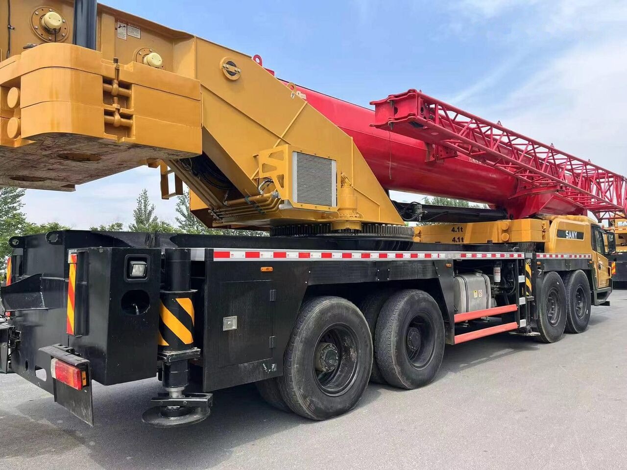 Sany Used Sany STC800 Original 80 Ton Mobile Truck Mounted Crane for - Autódaru: 3 kép. Sany Used Sany STC800 Original 80 Ton Mobile Truck Mounted Crane for - Autódaru: 3 kép.