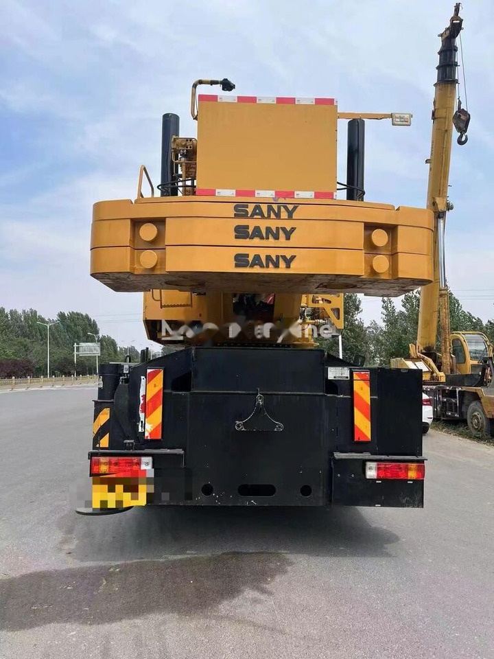 Sany Used Sany STC800 Original 80 Ton Mobile Truck Mounted Crane for - Autódaru: 5 kép. Sany Used Sany STC800 Original 80 Ton Mobile Truck Mounted Crane for - Autódaru: 5 kép.