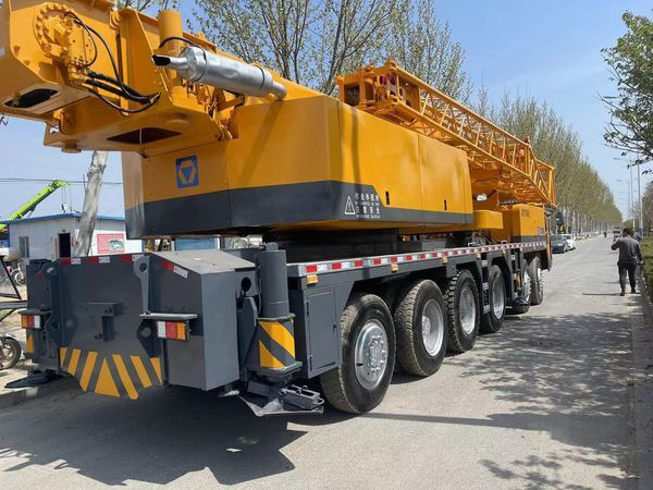 XCMG QY100K QY100K-II QY90K 100T 100ton 50 60 70 80 - Autódaru: 4 kép. XCMG QY100K QY100K-II QY90K 100T 100ton 50 60 70 80 - Autódaru: 4 kép.