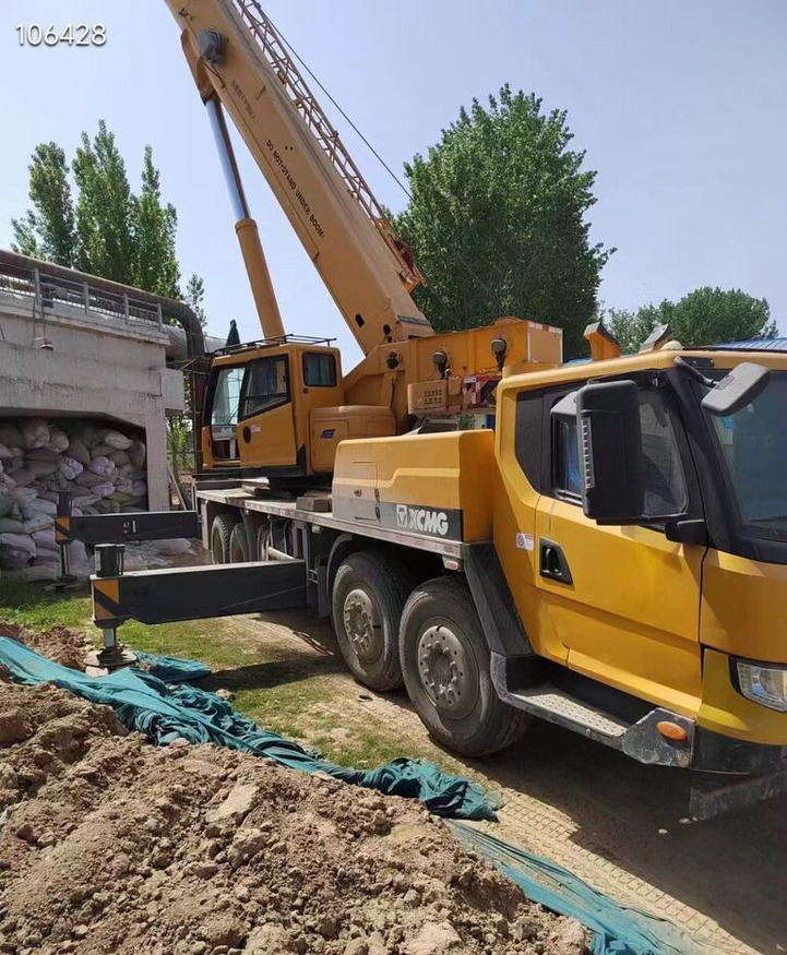 XCMG QY50KA 25t 35t 50t 55t 70t 80t 100t - Autódaru: 1 kép. XCMG QY50KA 25t 35t 50t 55t 70t 80t 100t - Autódaru: 1 kép.