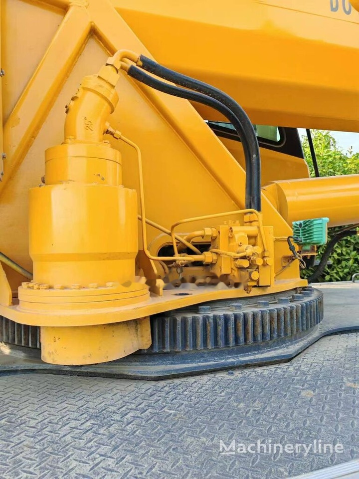 XCMG XCT25 XCT35 25T 25ton 35T 35ton 50 60 70 80 - Autódaru: 3 kép. XCMG XCT25 XCT35 25T 25ton 35T 35ton 50 60 70 80 - Autódaru: 3 kép.