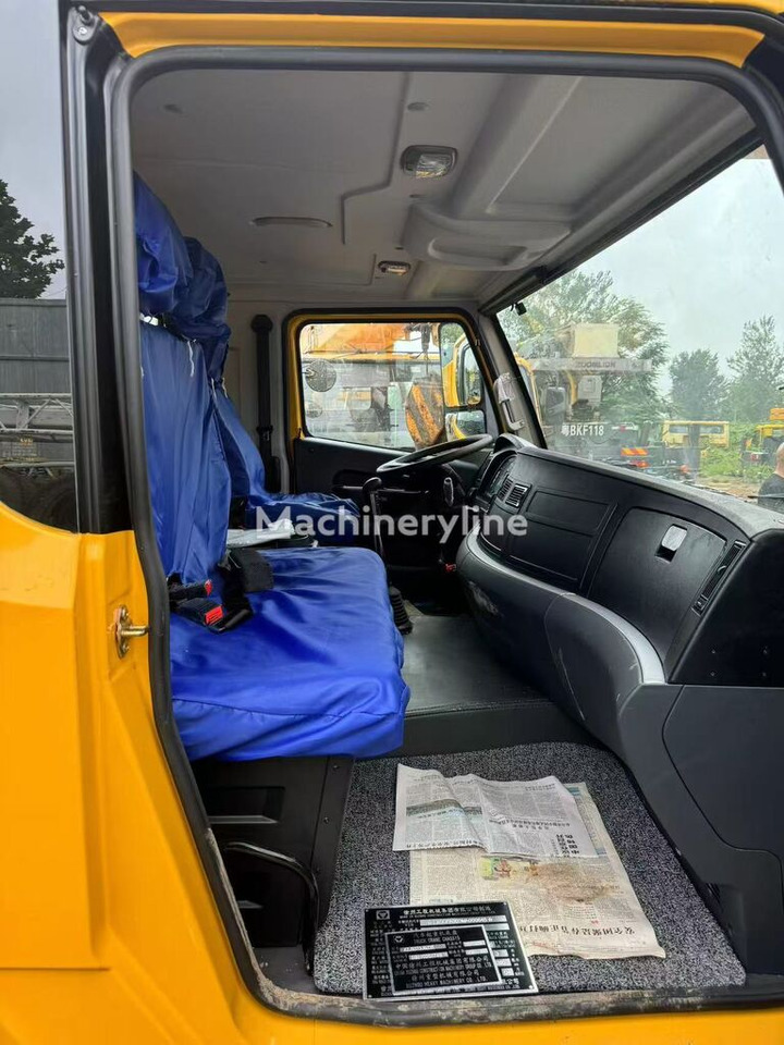 XCMG XCT35 QY35K 35T 35ton 30 50 70 80 100 - Autódaru: 3 kép. XCMG XCT35 QY35K 35T 35ton 30 50 70 80 100 - Autódaru: 3 kép.