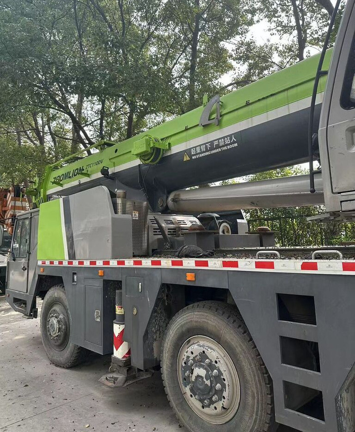 Zoomlion ZTC1100V 110T 100T 110ton - Autódaru: 2 kép. Zoomlion ZTC1100V 110T 100T 110ton - Autódaru: 2 kép.