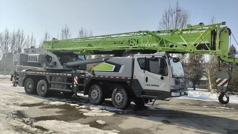 Zoomlion ZTC350 ZTC250 ZTC550 ZTC1000 35t 35ton 50t 70t - Autódaru: 2 kép. Zoomlion ZTC350 ZTC250 ZTC550 ZTC1000 35t 35ton 50t 70t - Autódaru: 2 kép.